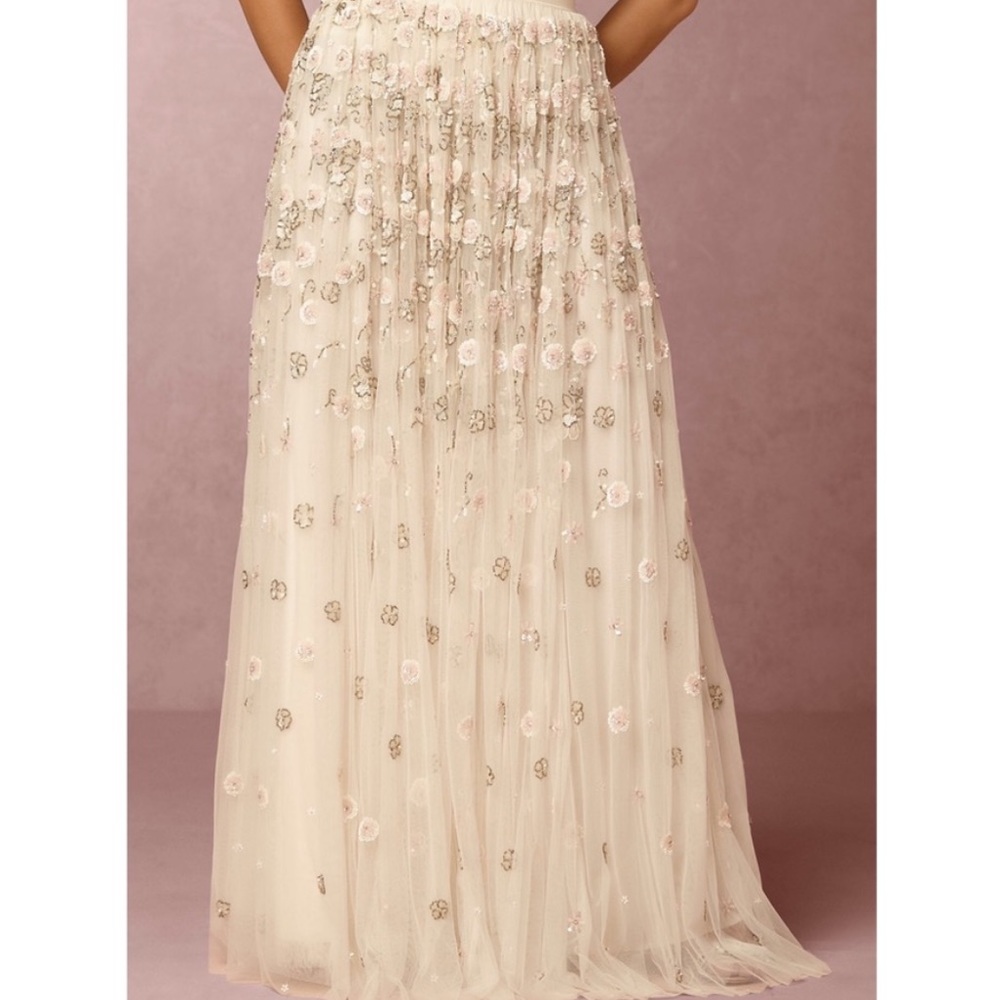 Needle and thread skirt